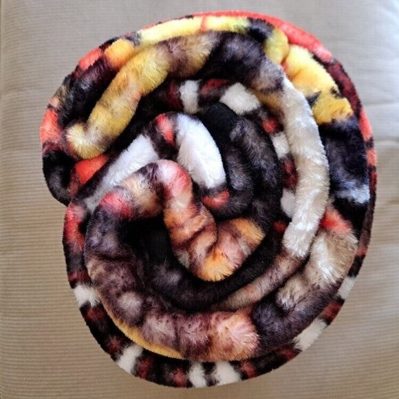 Slashers New Plush Throw Gift Blanket Chucky Freddy Jason Michael Horror Movies - Picture 3 of 3